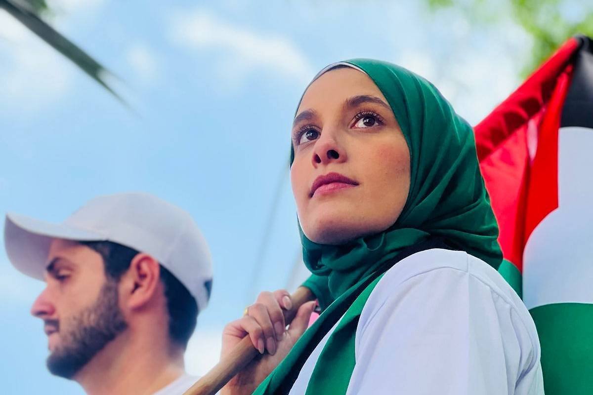 Preciso explicar que não sou terrorista, diz muçulmana - 30/12/2023
