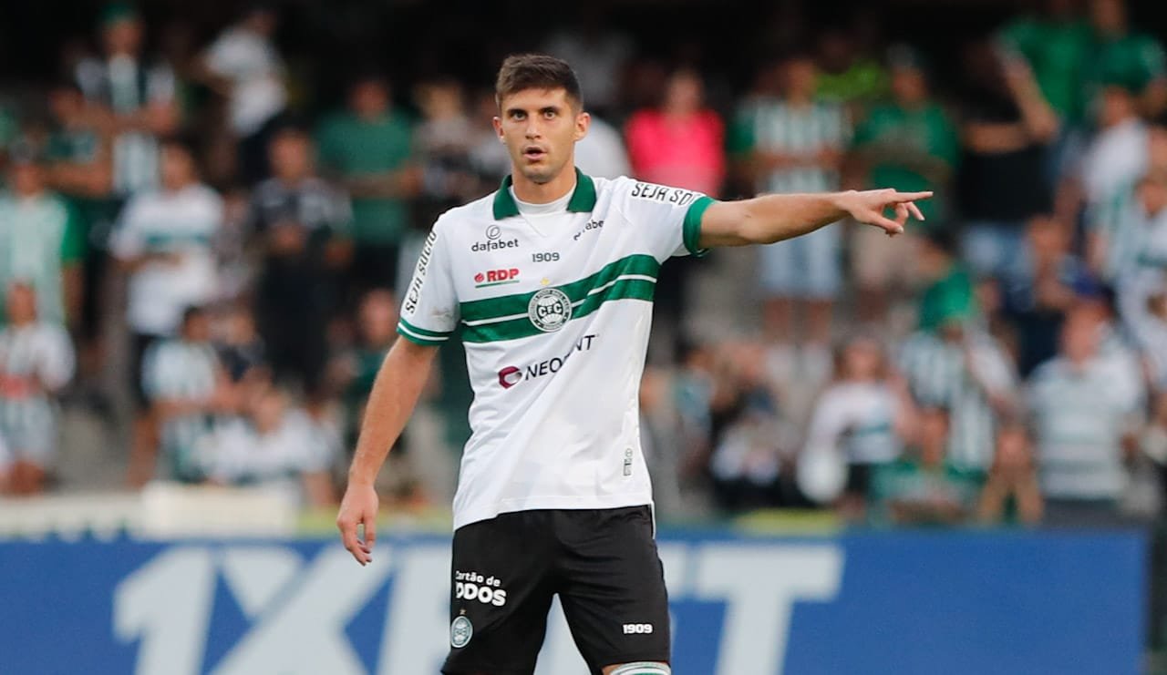 Reforço caro, zagueiro do Coritiba não deve jogar a Série