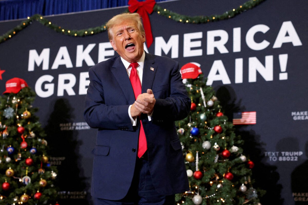 Suprema Corte de Michigan mantém Trump nas primárias - 27/12/2023