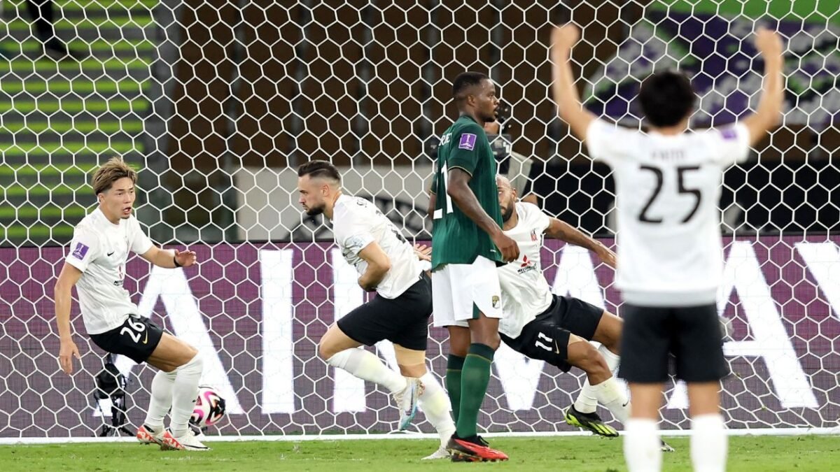 Urawa supera León e será o adversário do Manchester City