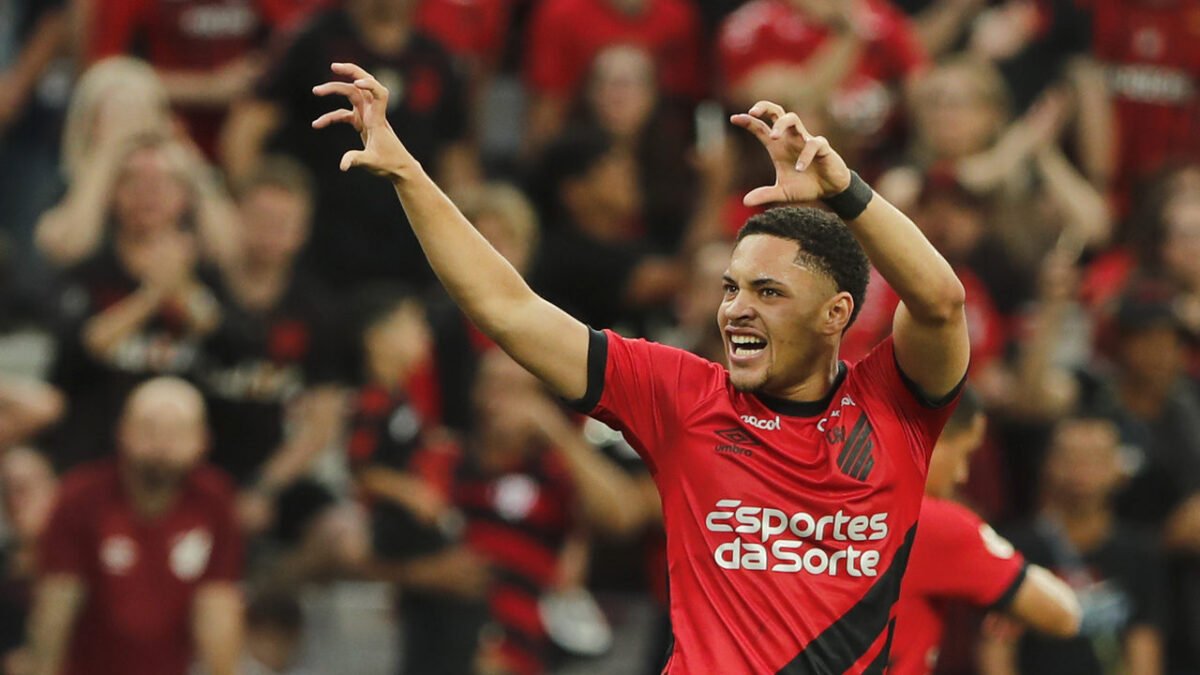 Vitor Roque, chegou a hora de chocar a Europa