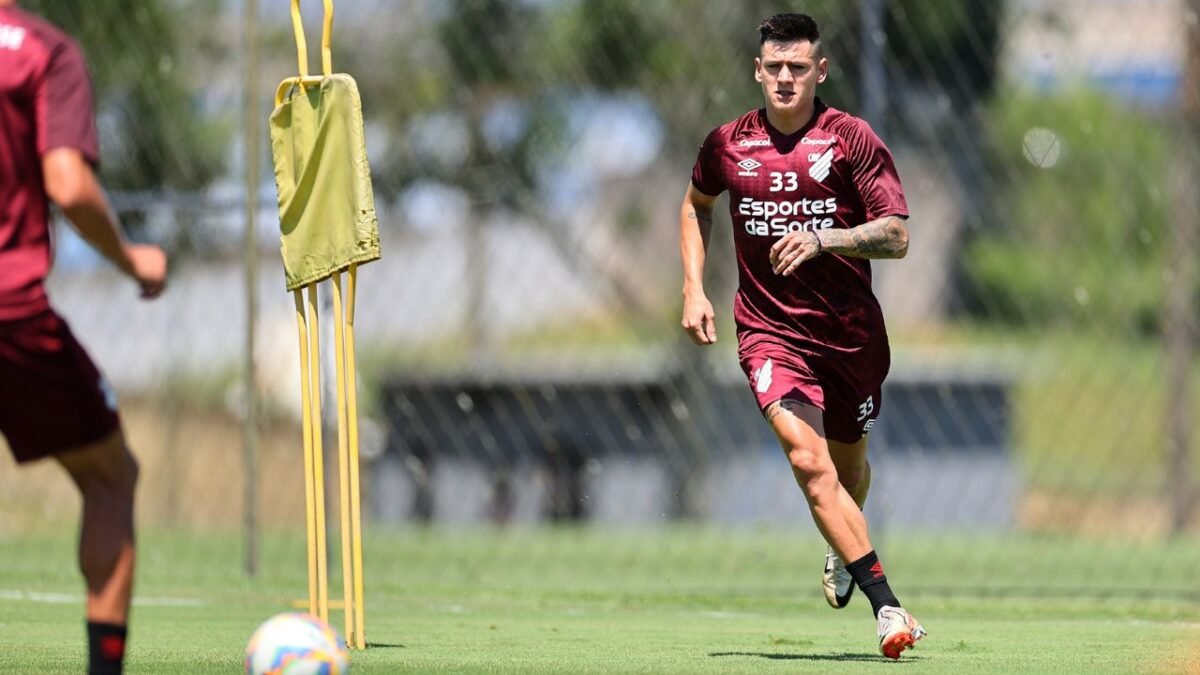 Athletico gasta R$ 45 milhões em janela e busca por