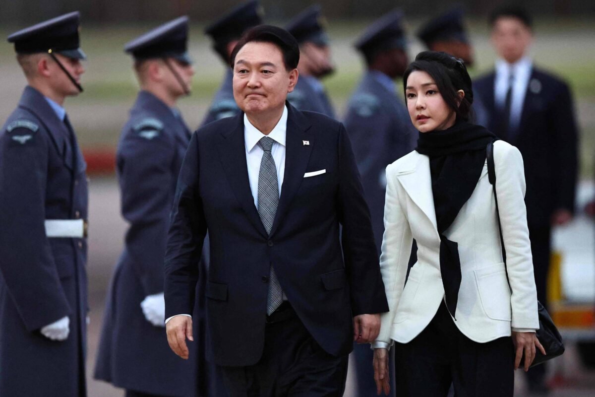 Bolsa de primeira-dama sul-coreana gera caso de corrupção - 26/01/2024