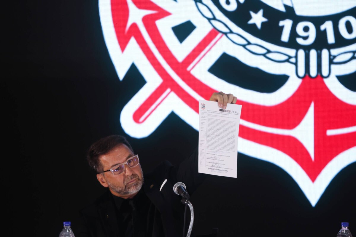 Corinthians é diversão garantida na pré-temporada - 15/01/2024 - Sandro