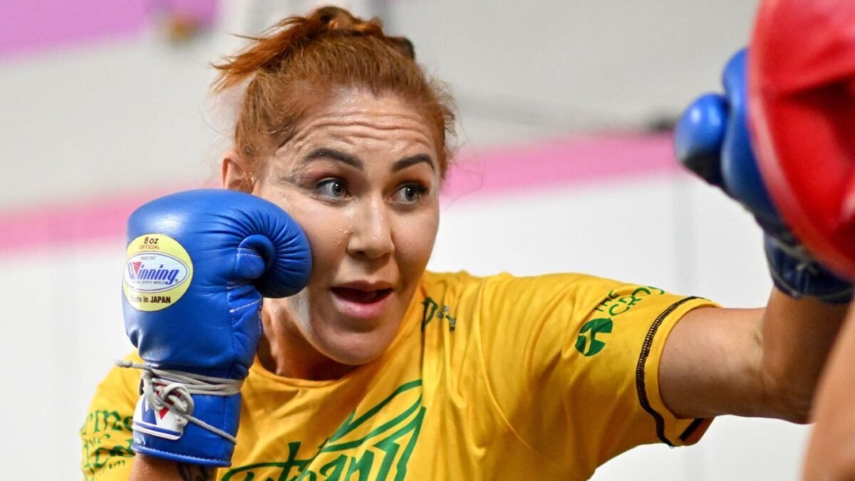 Cris Cyborg tem nova luta e dispara contra rival