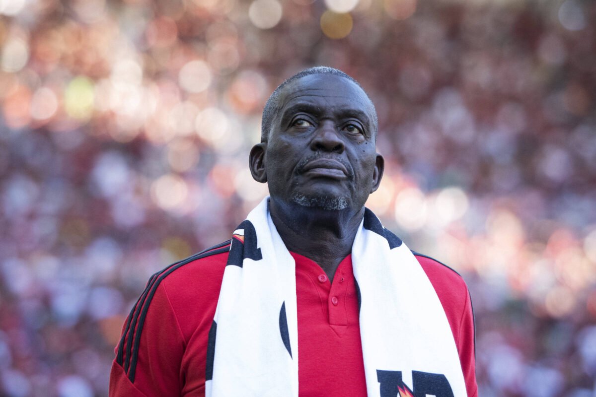 Denir, massagista do Flamengo há quatro décadas, morre aos 75