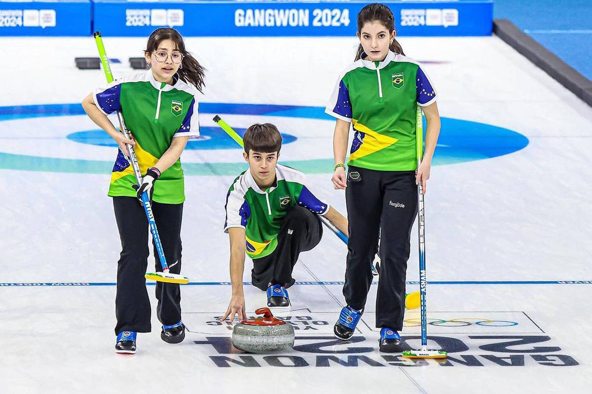 Equipe brasileira de curling vence pela primeira vez nas Olimpíadas