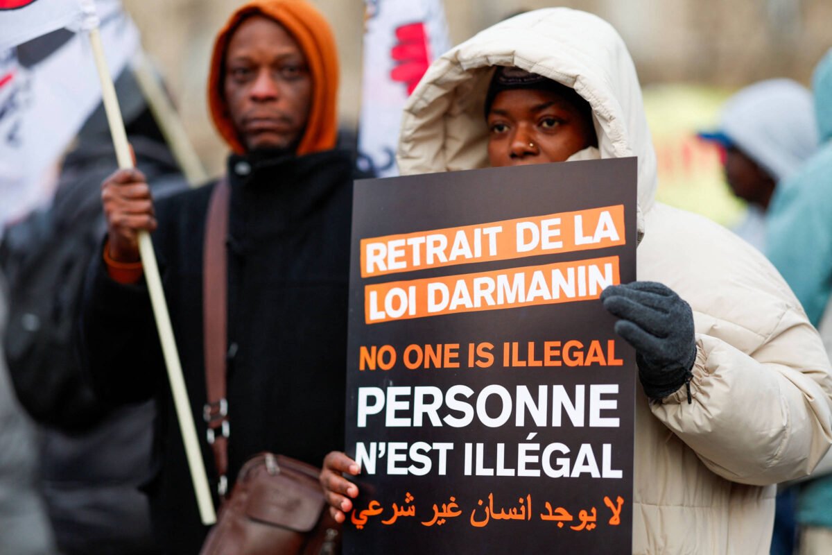 França: Chefs de cozinha lutam contra lei de imigração -