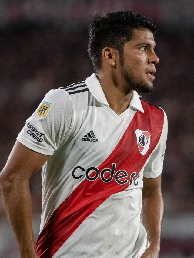 Mercado da bola: as negociações desta sexta-feira (12)