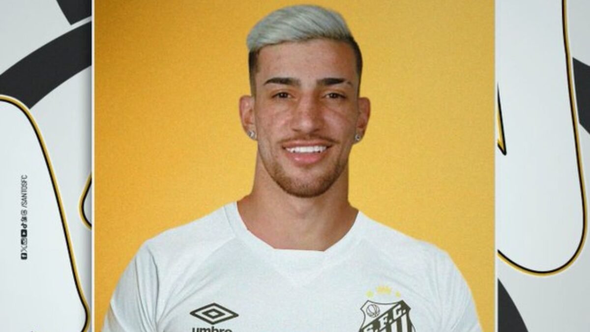 Santos anuncia a contratação de atacante e causa revolta na