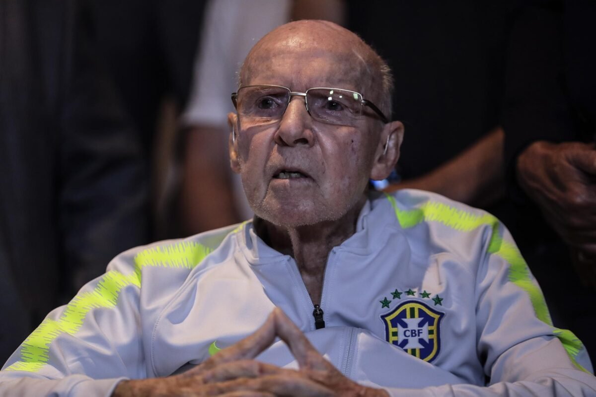 Zagallo, ídolo brasileiro, morre aos 92 anos
