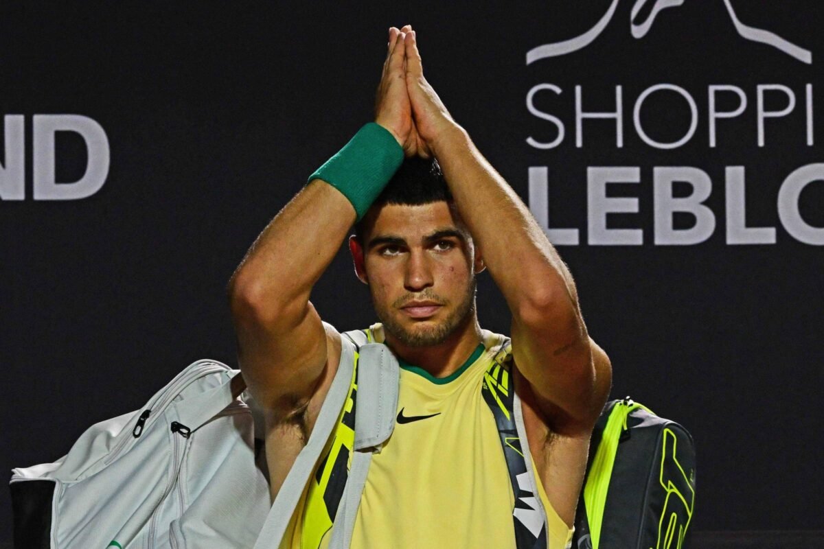 Djokovic amplia diferença para Alcaraz, que pode perder 2º lugar