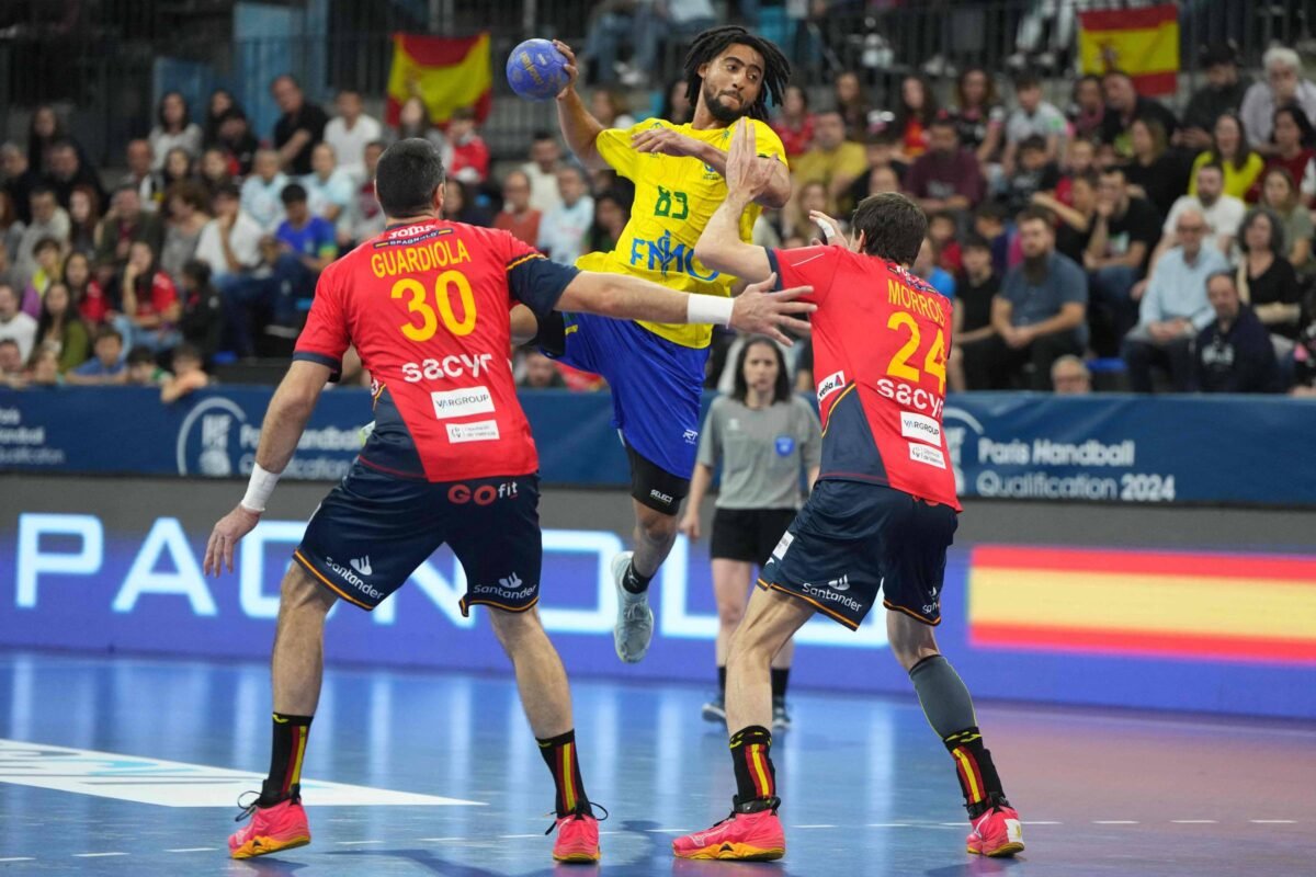 Brasil perde para a Espanha no handebol e não se
