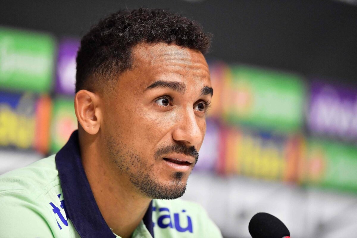 Caso Robinho: temos que entender nosso papel, diz Danilo -