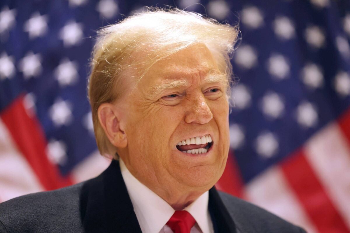 Com US$ 6,5 bi, Trump entra para lista de 500