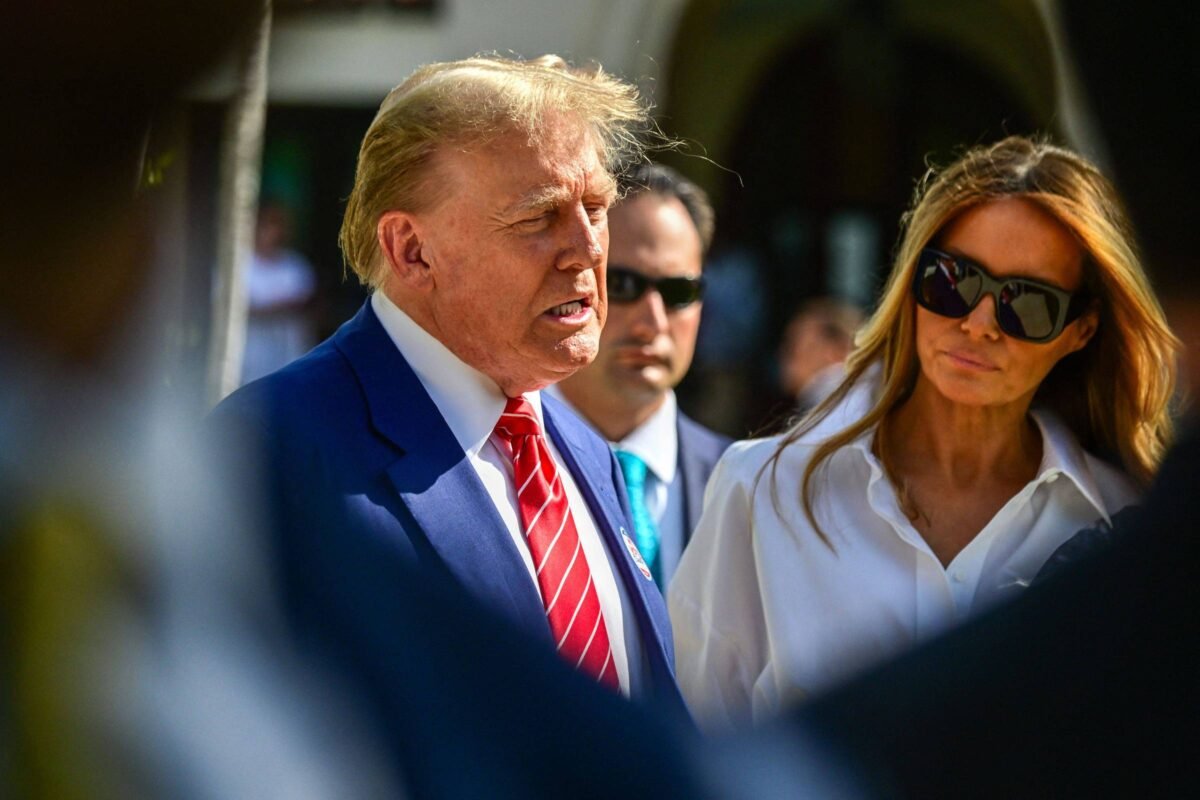 EUA: Trump pede a Supremo imunidade total a ex-presidentes -