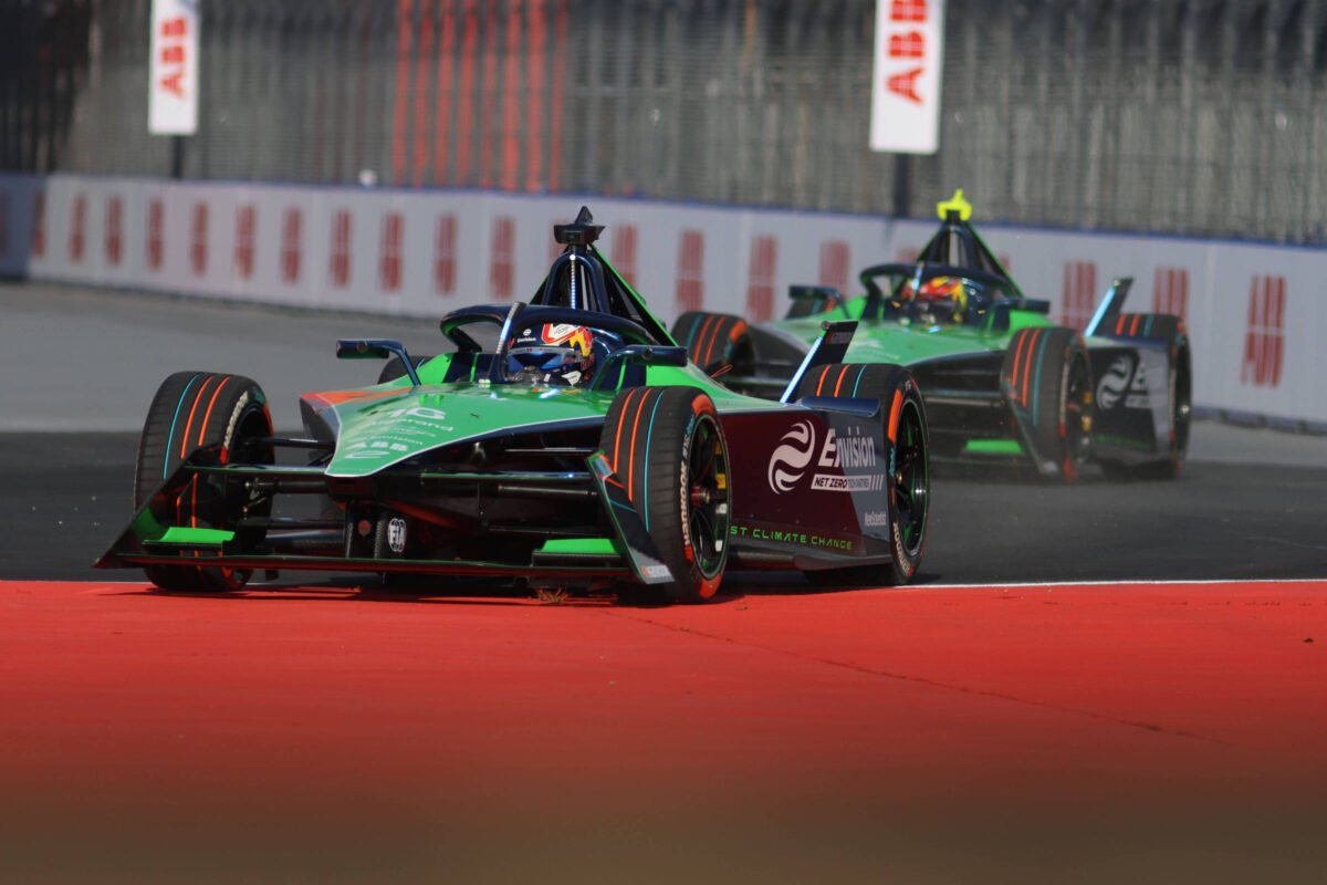 FE quer mostrar que carro elétrico não é coisa do