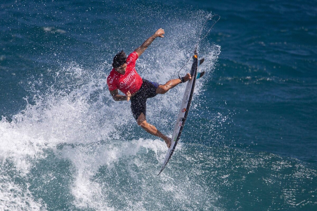 Gabriel Medina se classifica para a semifinal do ISA Games