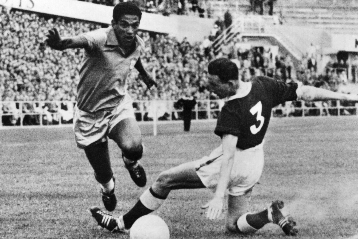 Garrincha era o Charles Chaplin de chuteiras - 30/03/2024 -