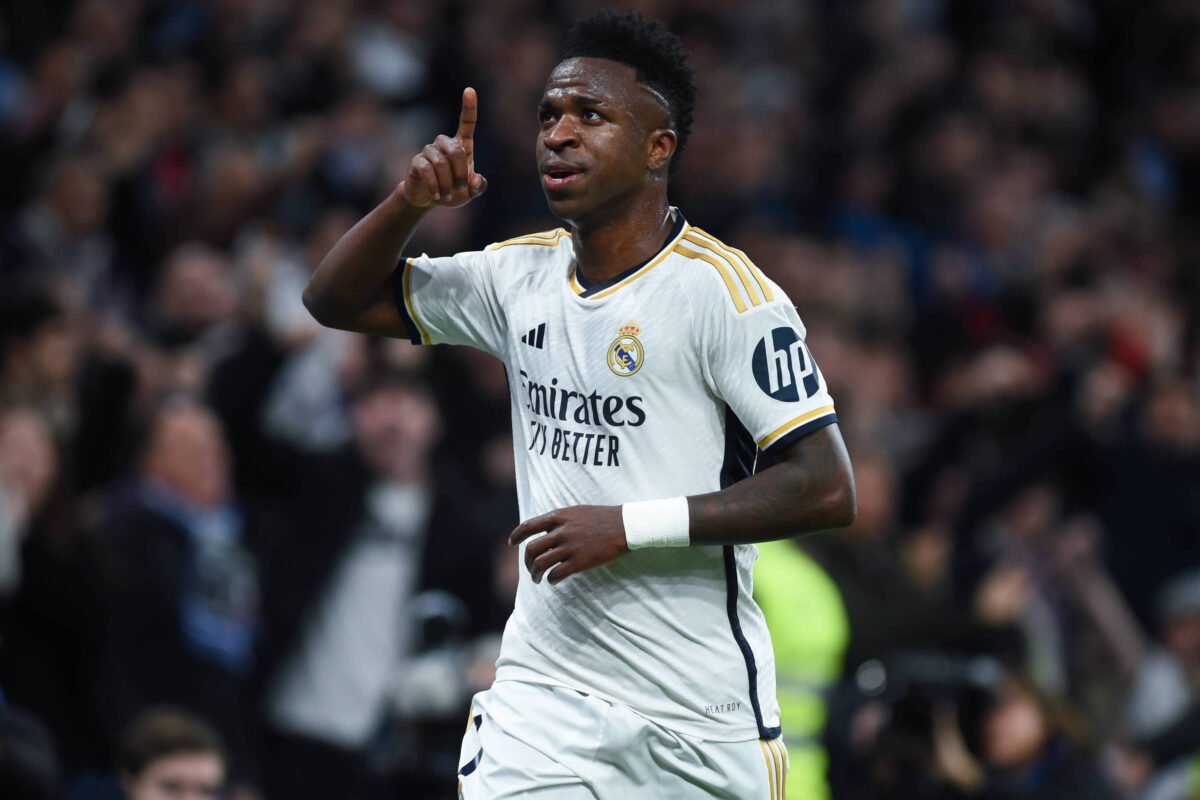 La Liga apresentará denúncia por cânticos racistas de torcida do