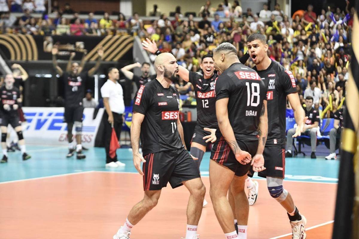Darlan brilha, e Sesi-Bauru conquista Superliga de vôlei - 28/04/2024