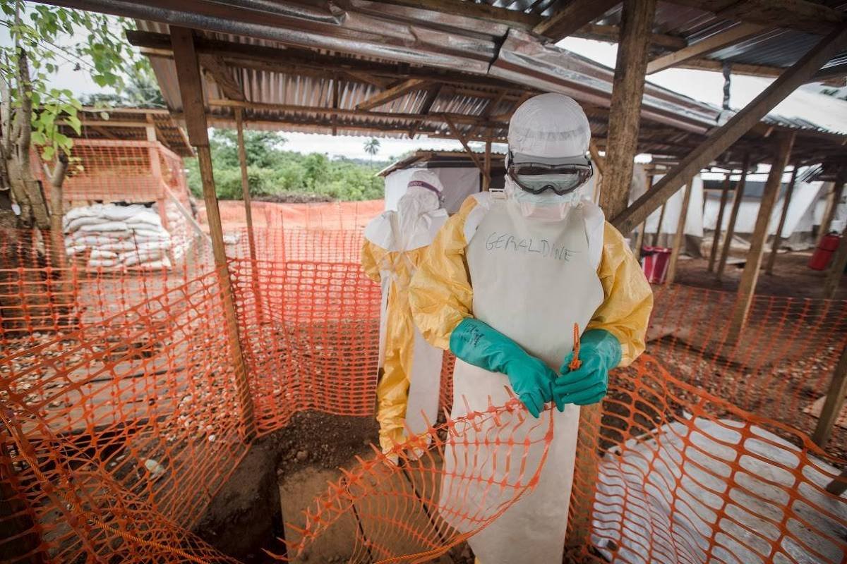 Dez anos após epidemia, remédios ainda não chegam à África