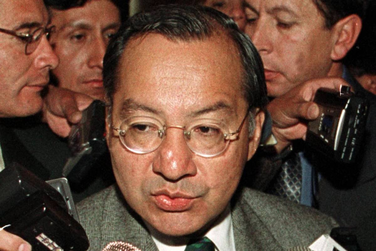 EUA: Ex-diplomata e espião de Cuba é condenado a 15