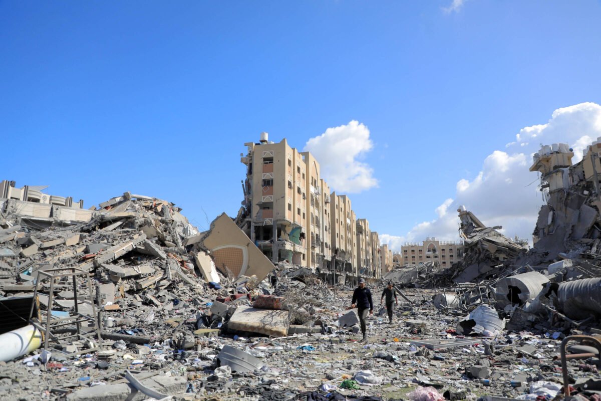 Gaza: Mapas mostram destruição após 6 meses de guerra -