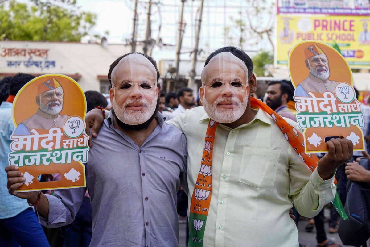 Índia: Maior eleição do mundo começa com Modi favorito -