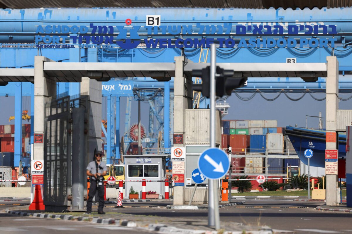 Israel diz que caminhões de alimentos entraram em Gaza -