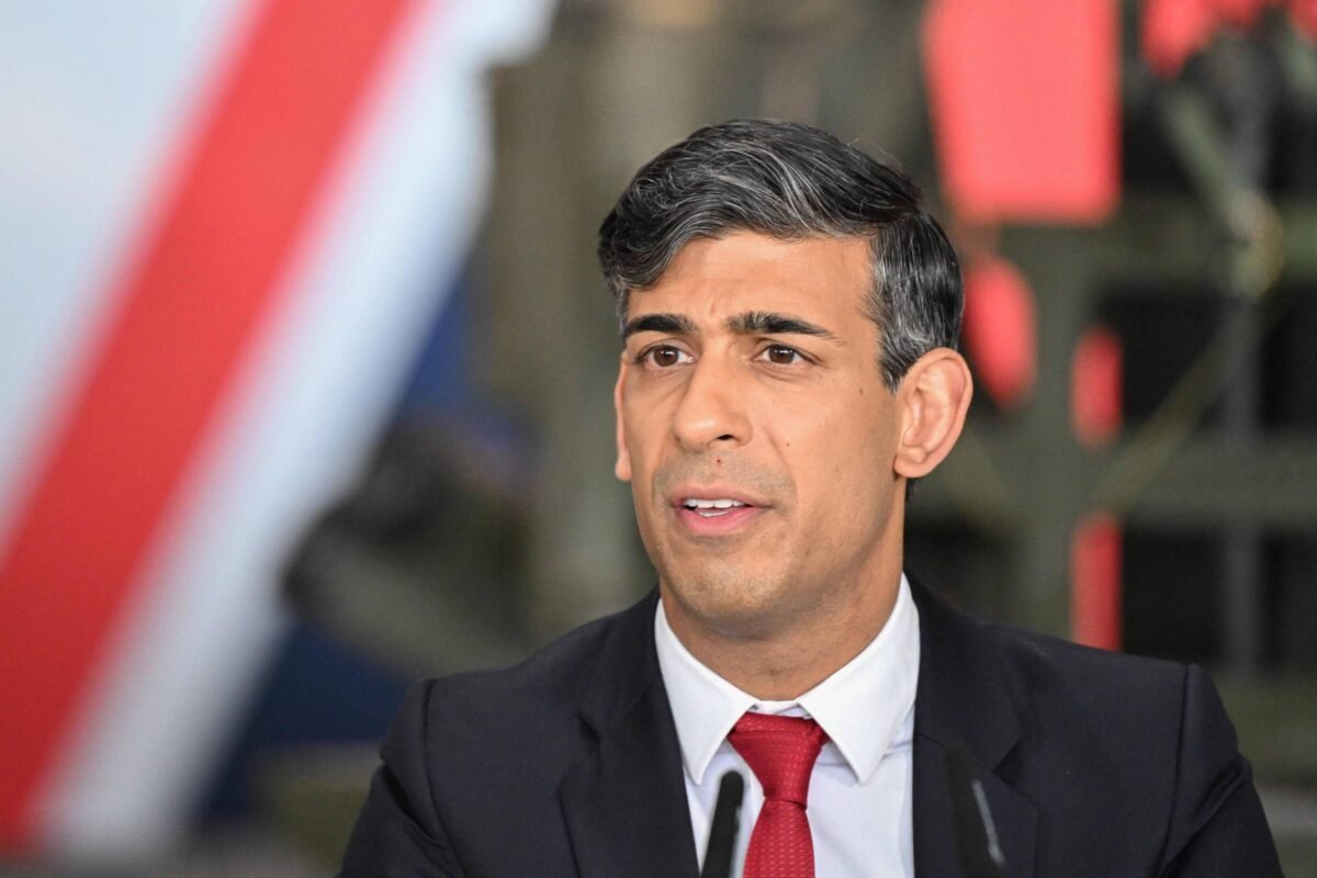 Nada vai deter lei que envia migrantes a Ruanda, diz