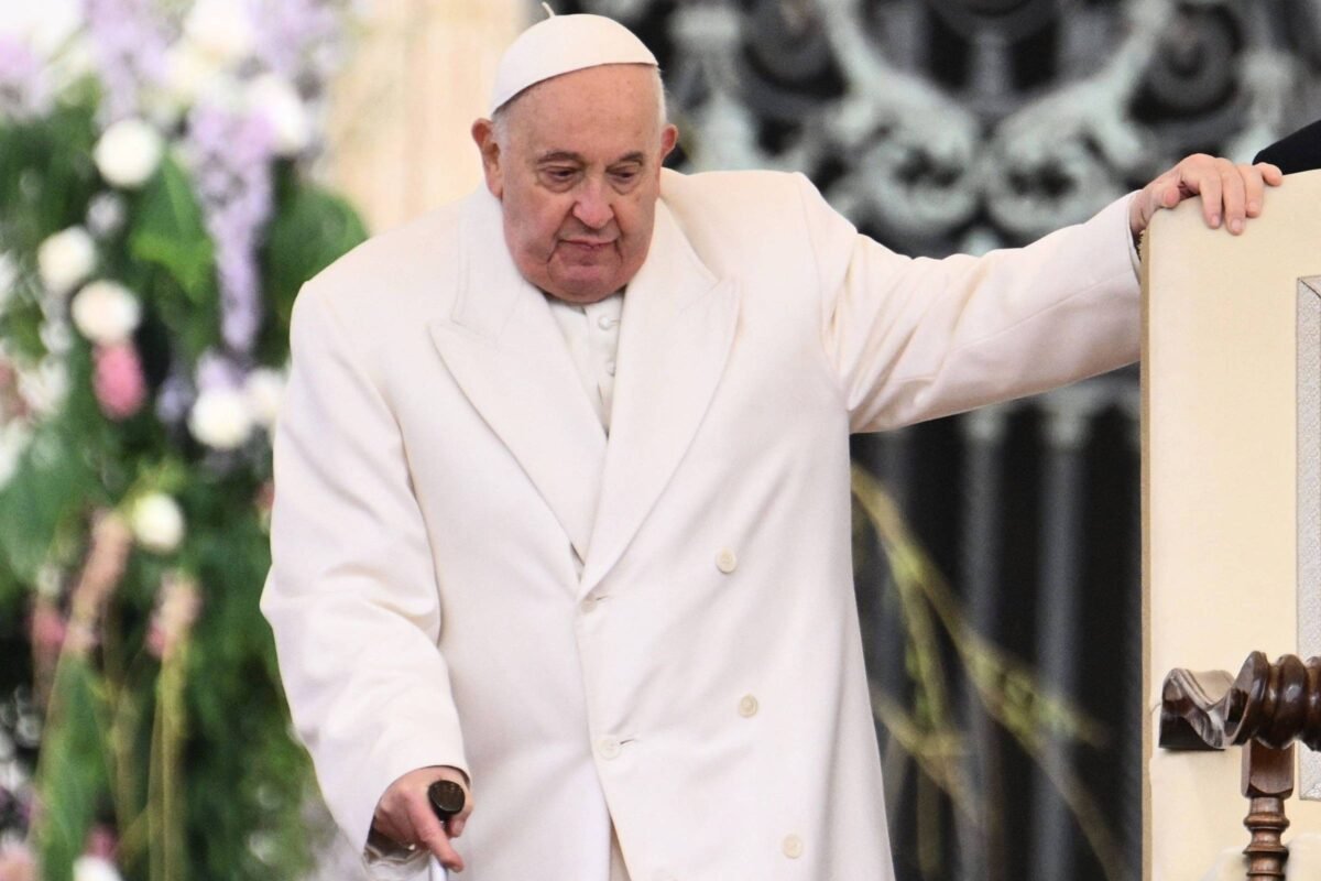 Papa anuncia visita a Ásia e Oceania em setembro -