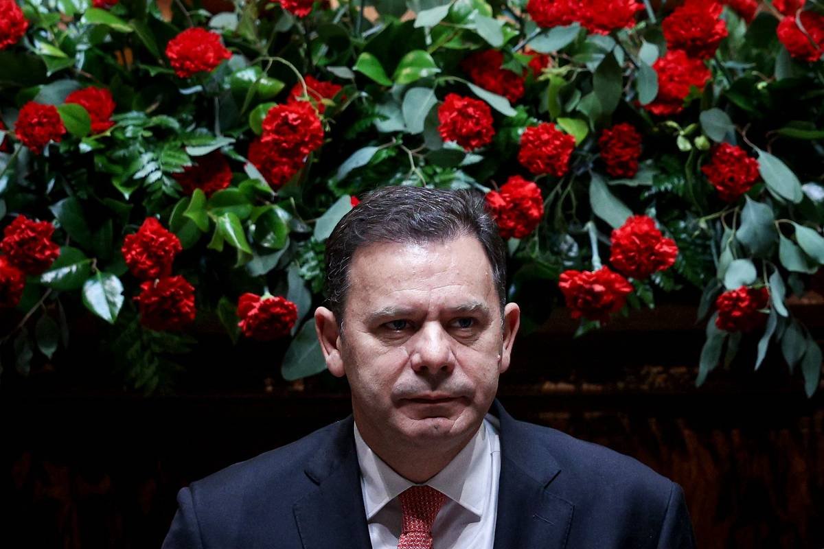 Portugal nega ter planos de reparação a ex-colônias - 27/04/2024