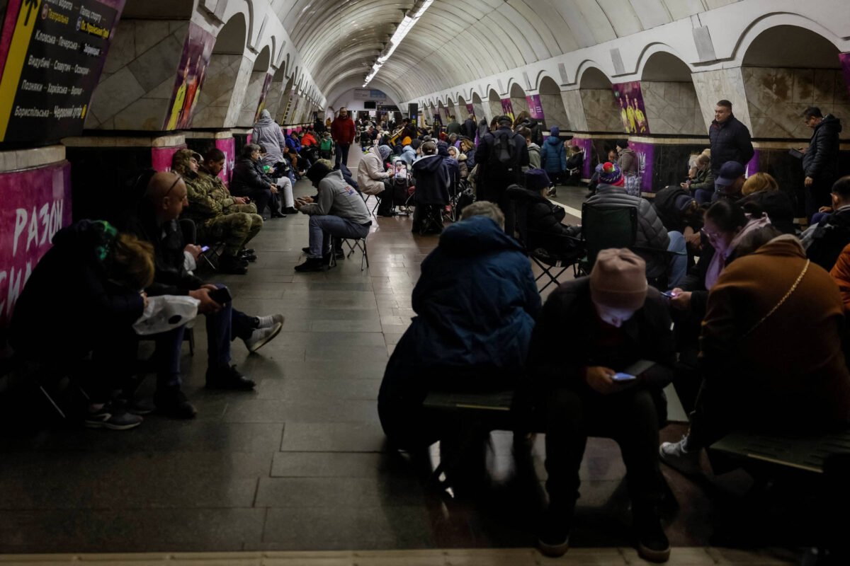 Rússia e Ucrânia trocam ataques após novo auxílio dos EUA
