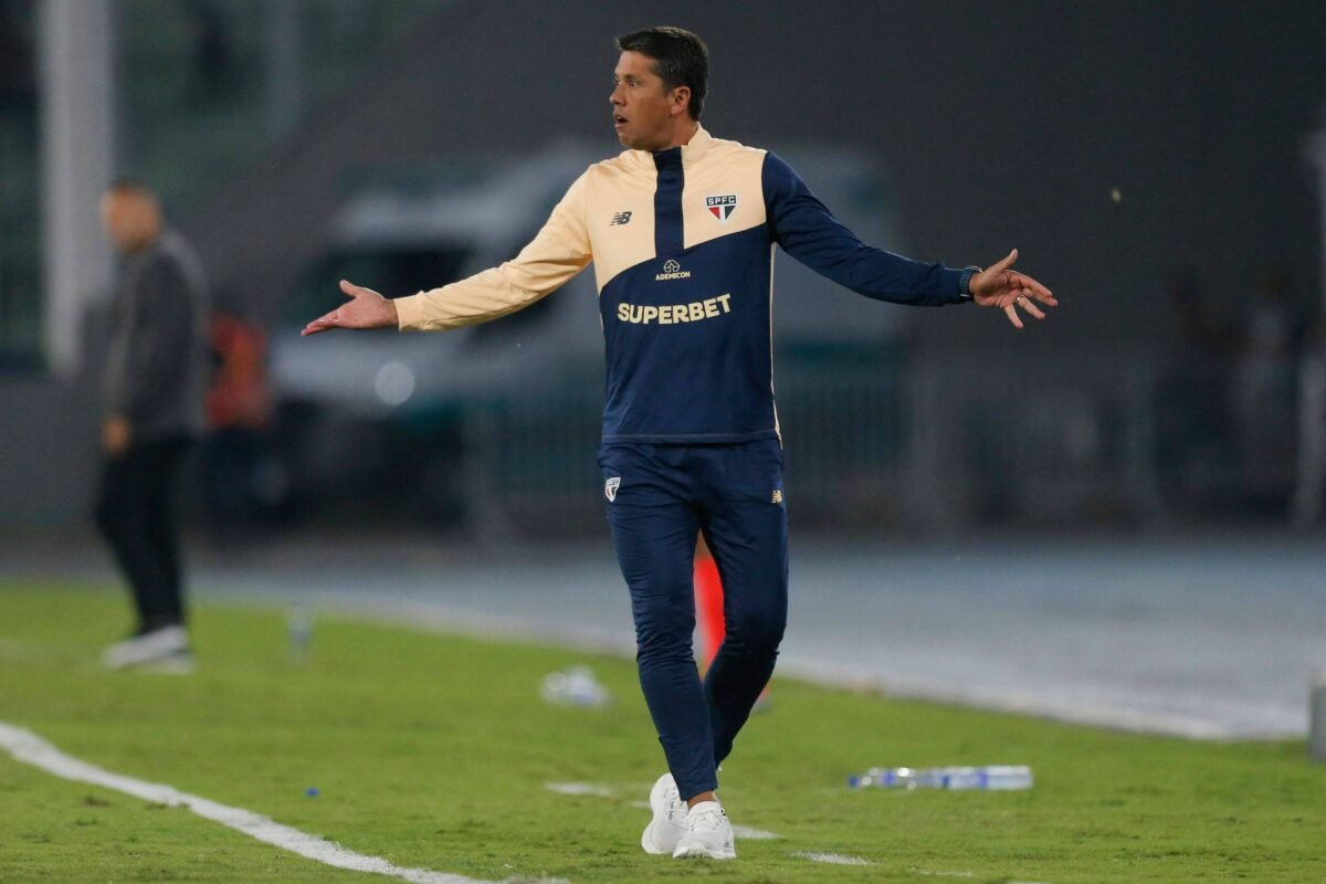 Thiago Carpini é demitido do São Paulo - 18/04/2024 -
