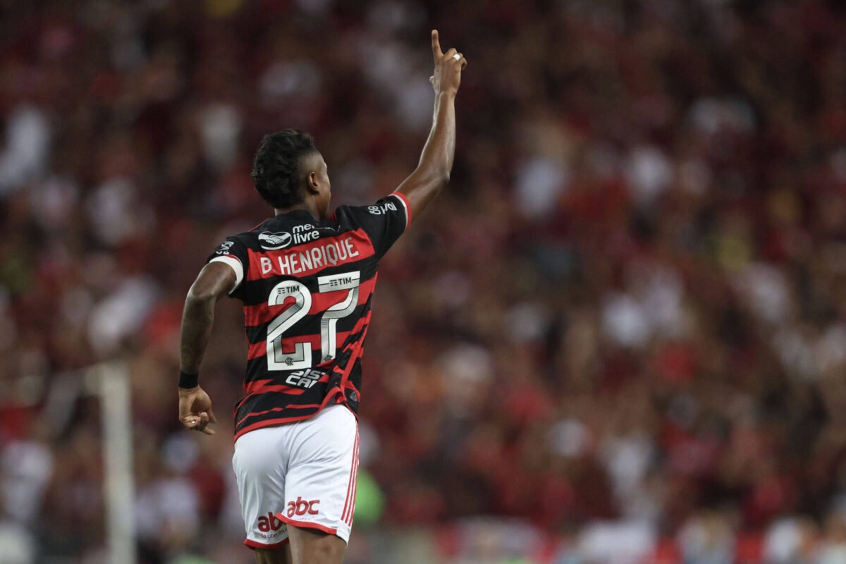 Veja os principais campeões estaduais pelo Brasil em 2024 -