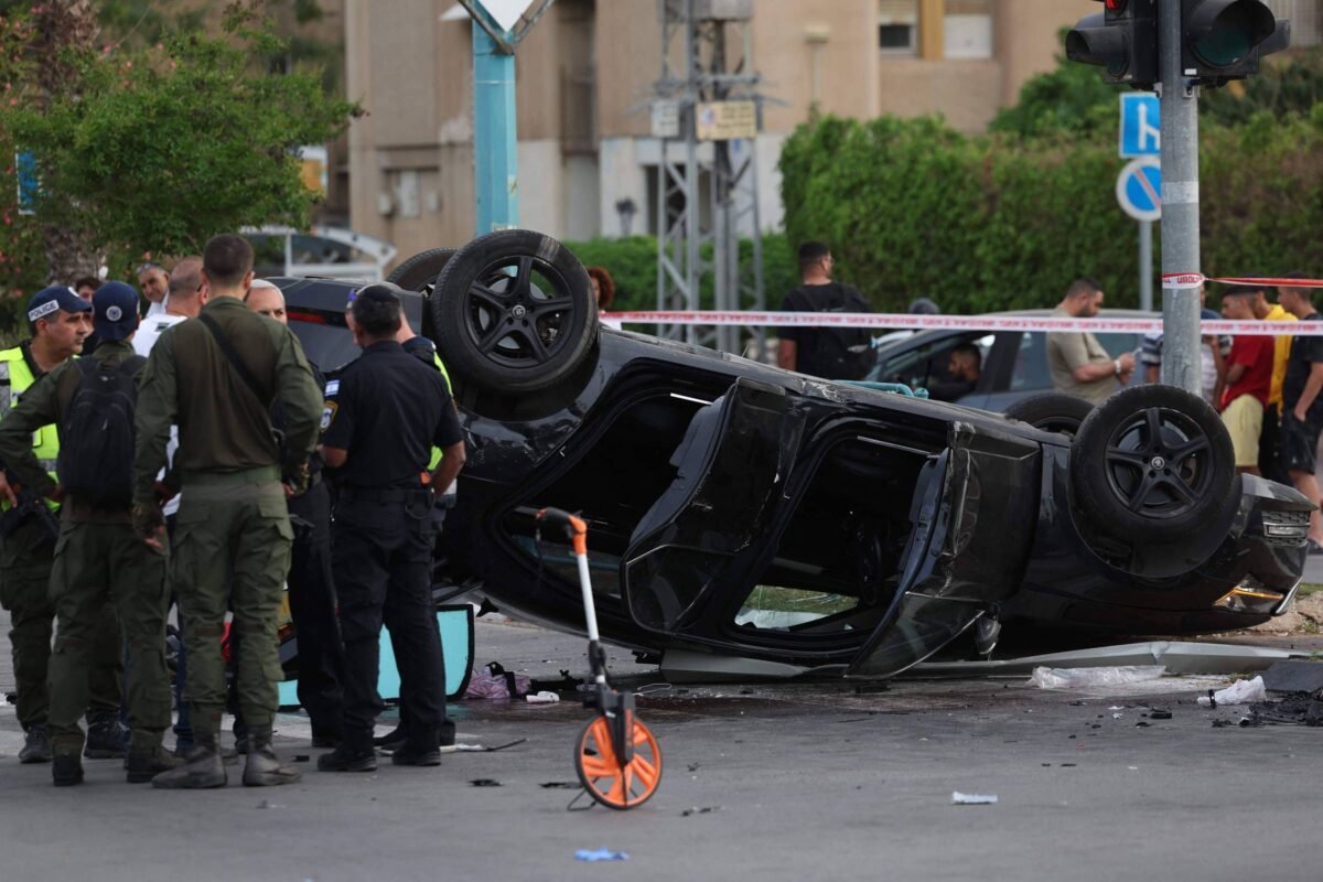 Vídeo: Ministro extremista de Israel capota carro - 26/04/2024 -