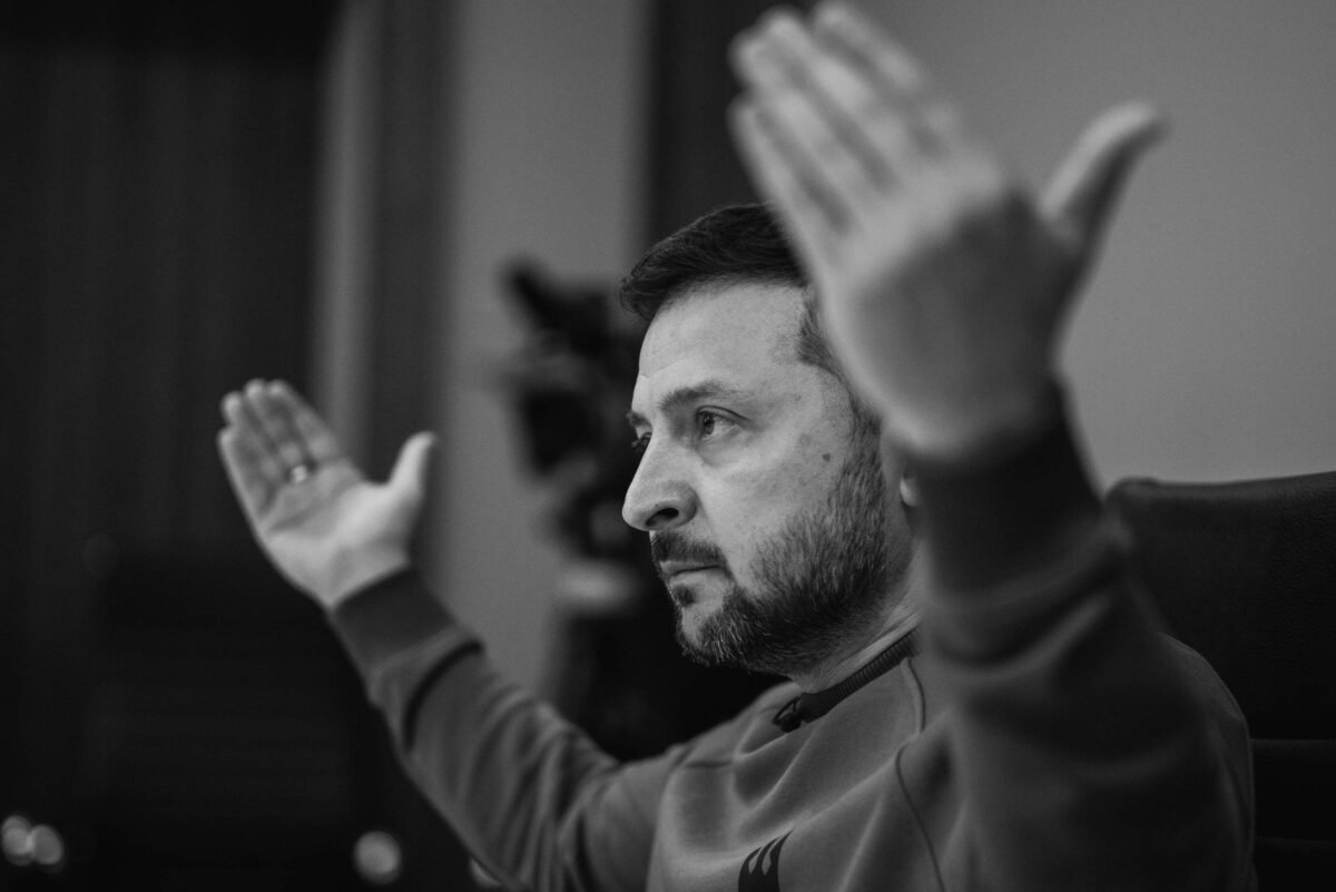 Zelenski à Folha: Lula cometerá erro se encontrar Putin -