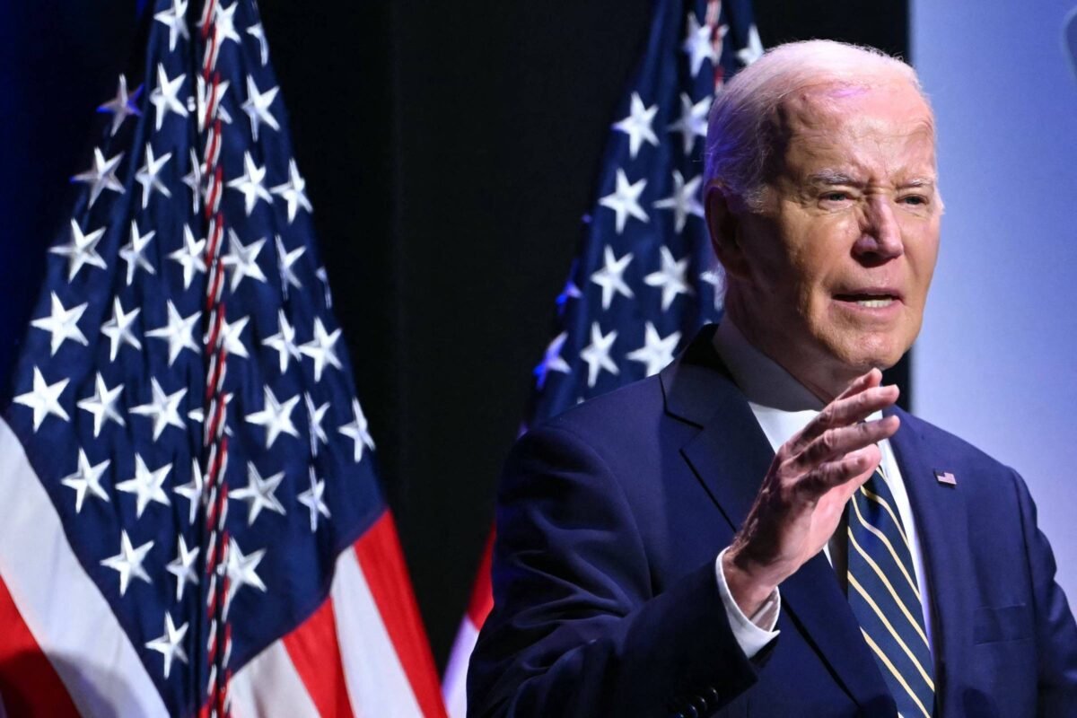 Biden faz apelo a eleitores negros de olho nas eleições
