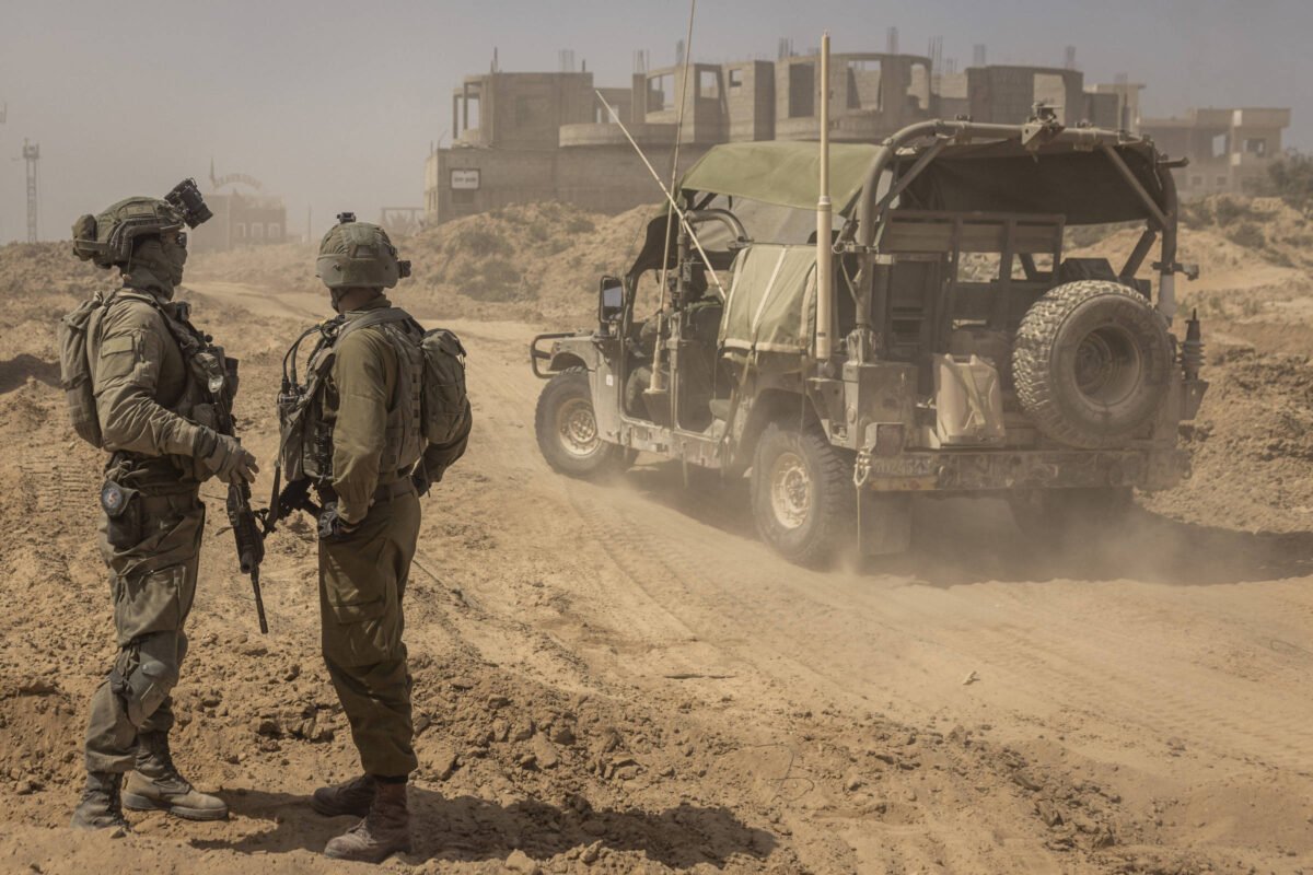 EUA: Guerra em Gaza pressiona política de entrega de armas