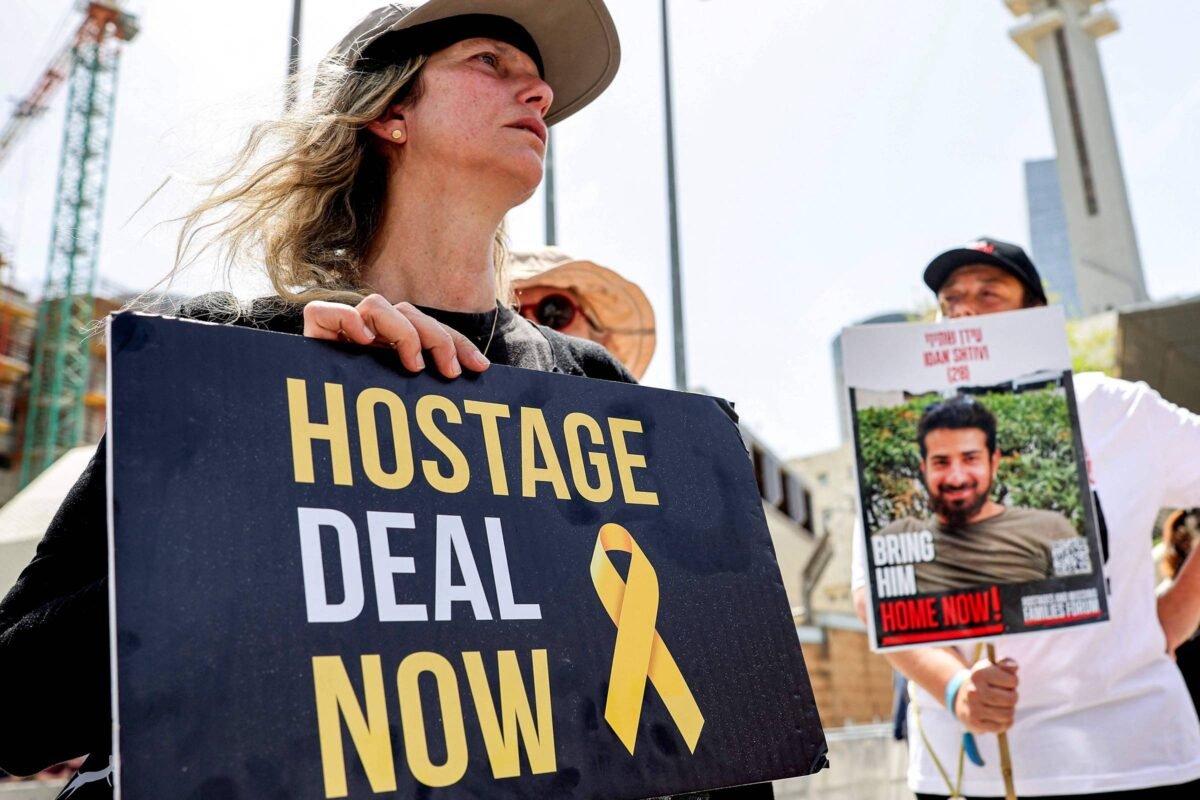 Israel divulga vídeo de militares capturadas pelo Hamas - 22/05/2024