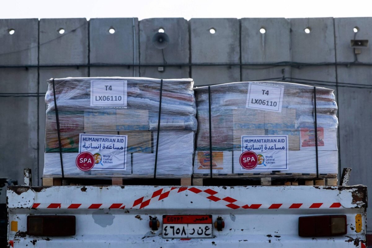 Israel diz ter reaberto passagem de ajuda humanitária - 08/05/2024