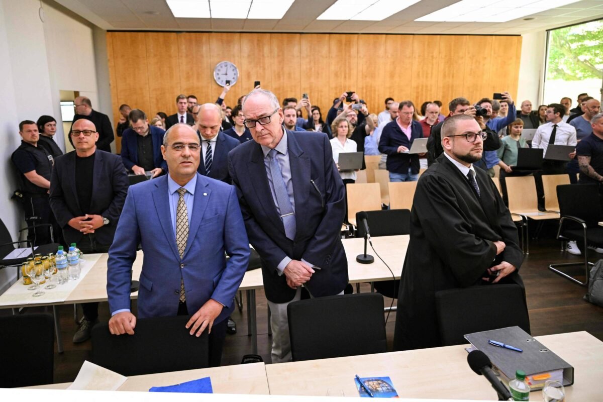 Justiça alemã autoriza governo a tratar AfD como suspeita -