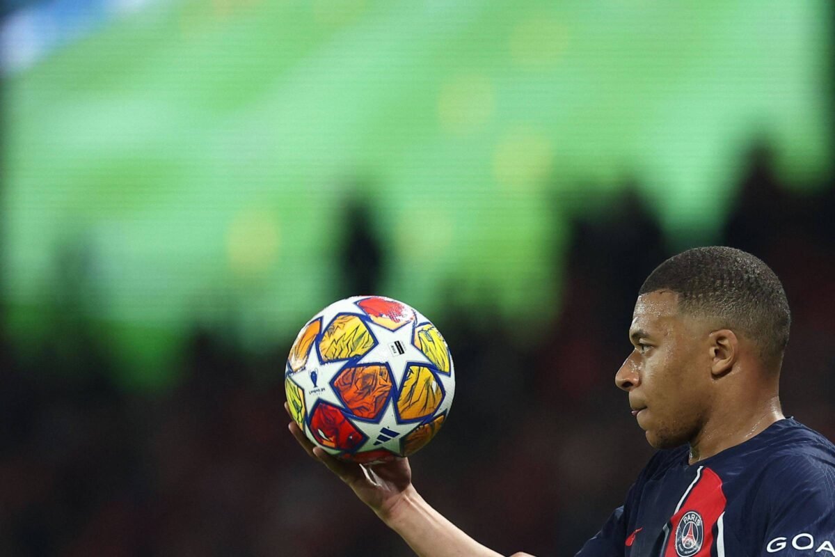 Mbappé confirma saída do PSG ao fim da temporada -