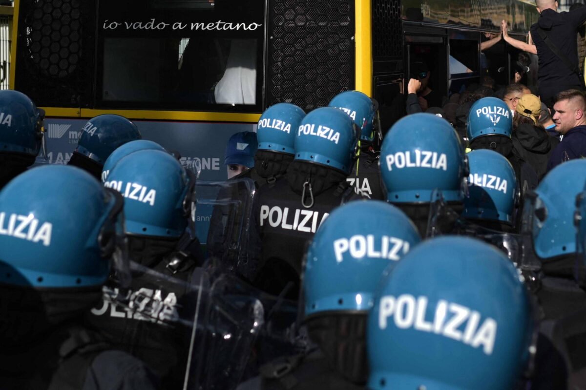 Missão da ONU identifica racismo na polícia da Itália -