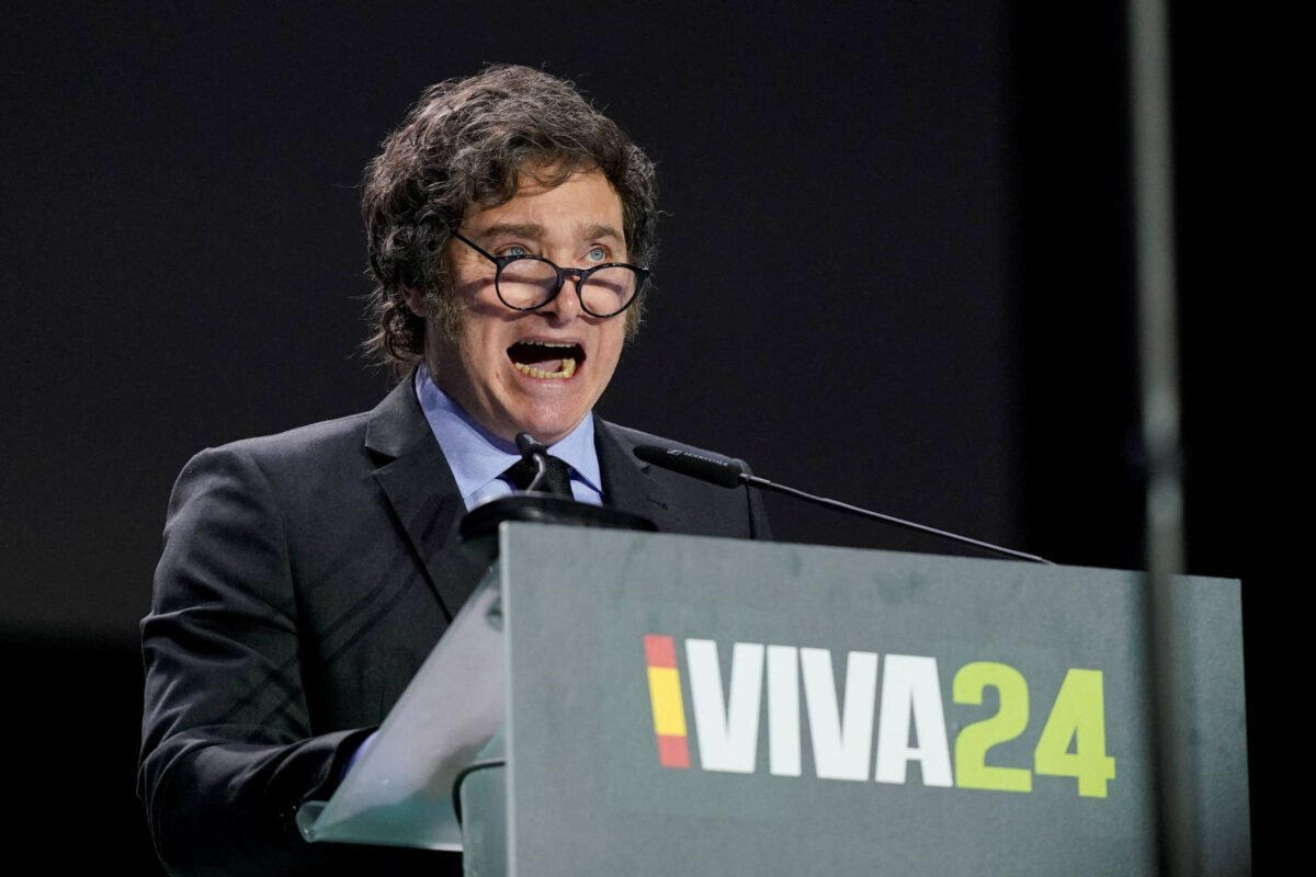 Na Espanha, Milei pede unidade contra o socalismo - 19/05/2024