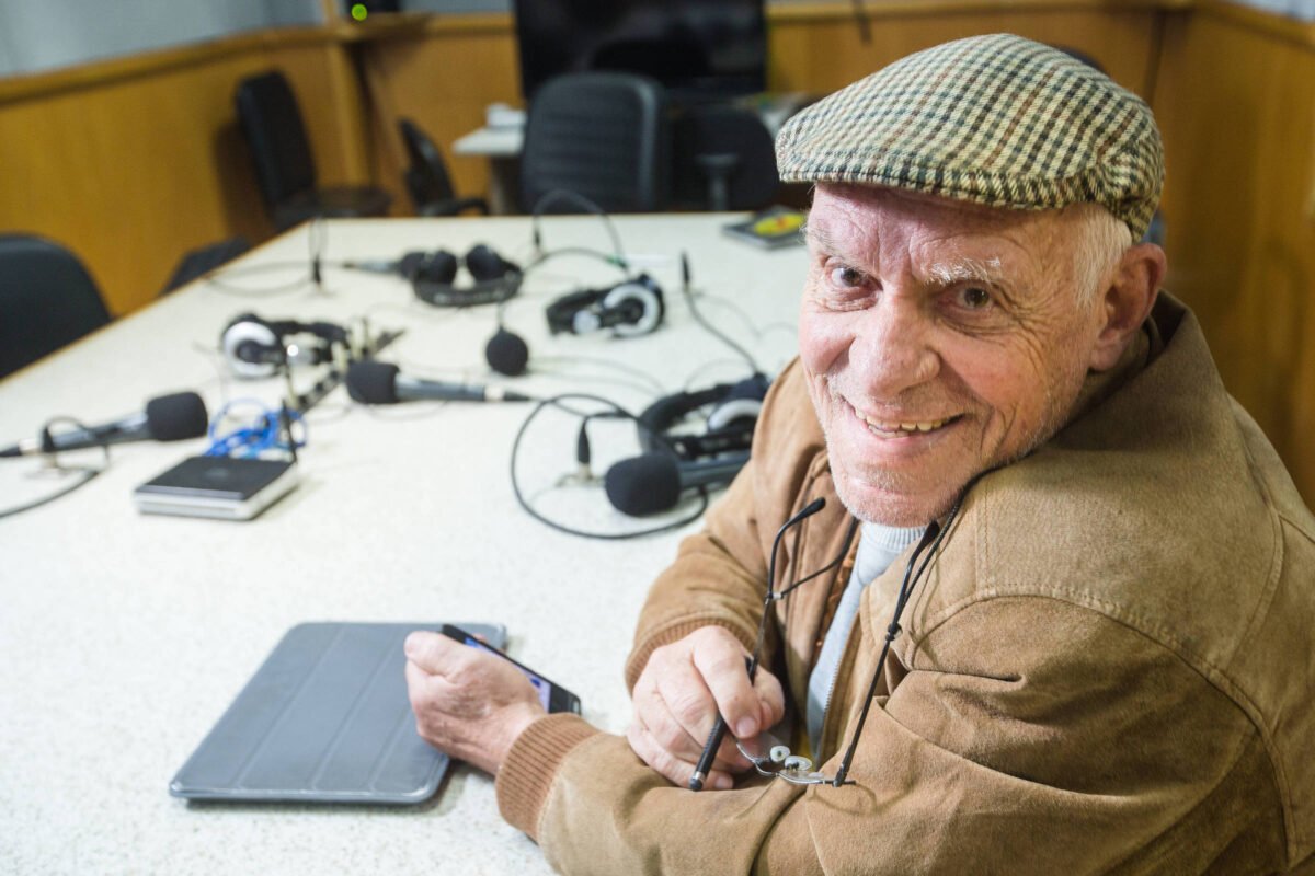 Narrador Silvio Luiz, ícone dos bordões no futebol, morre aos