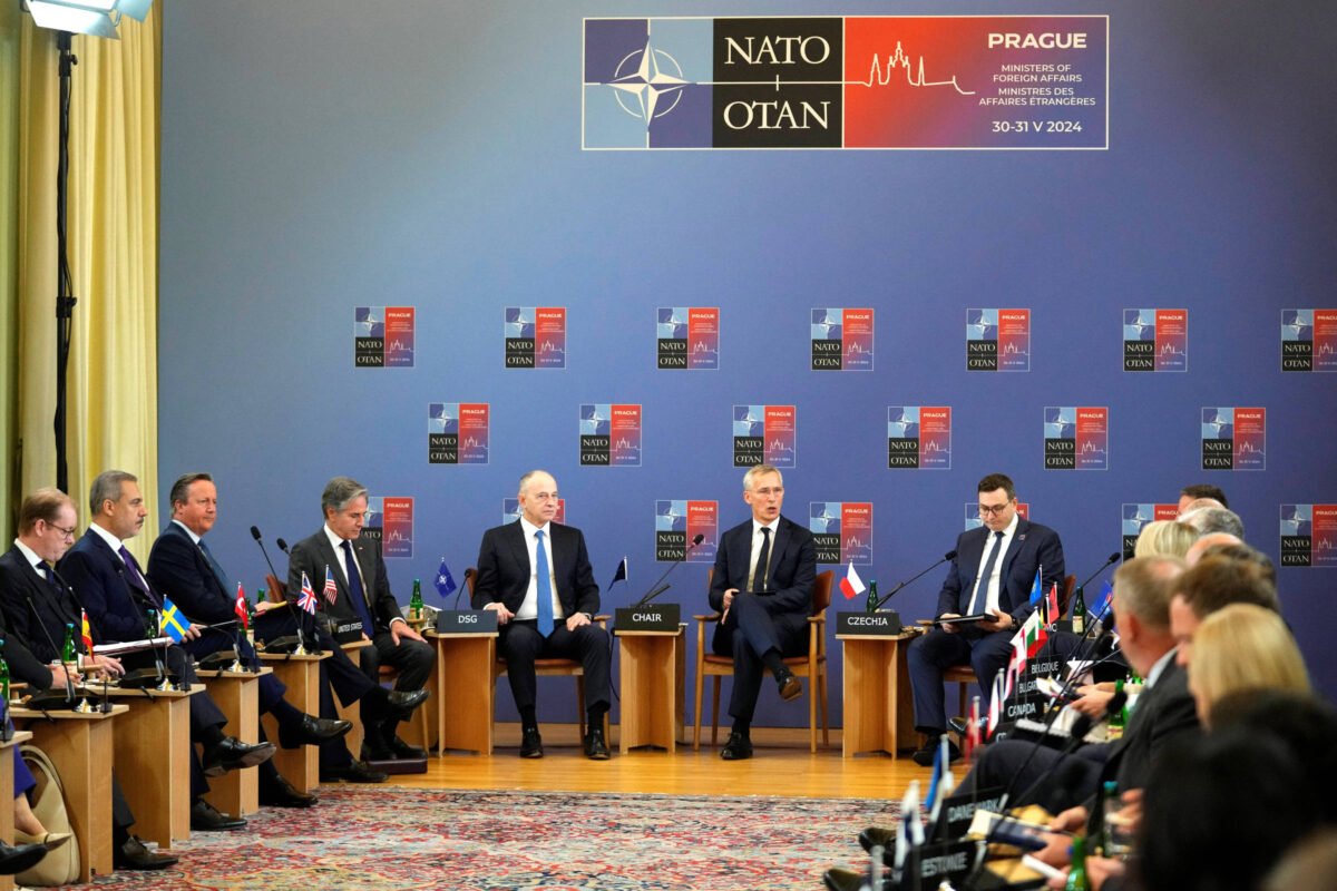 Ocidente desafia Putin e libera uso de armas na Rússia