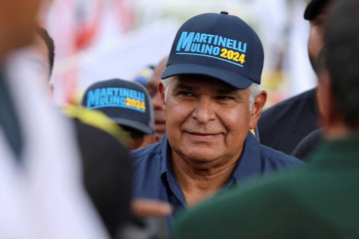 Panamá legitima candidatura de favorito à presidência - 03/05/2024 -