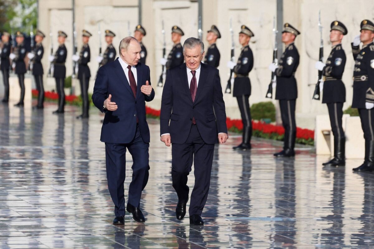 Putin defende que Parlamento tire Zelenski do poder - 28/05/2024